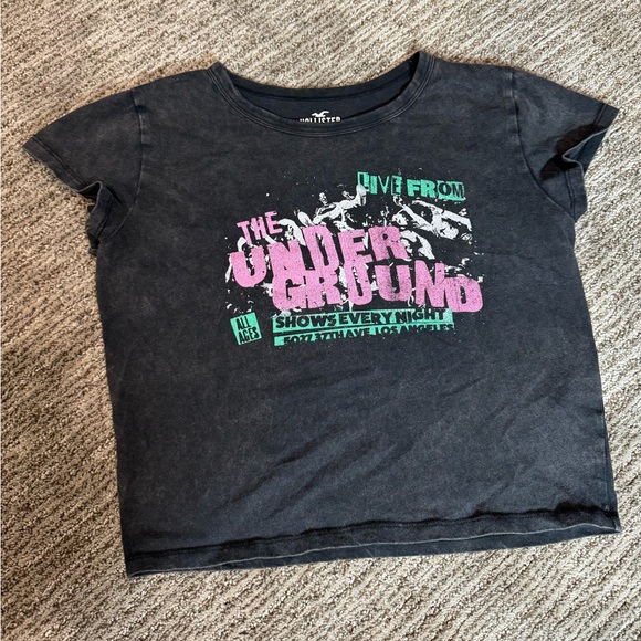 Hollister Live from the Underground Relaxed Print Graphic Baby Tee Medium black - Picture 4 of 6